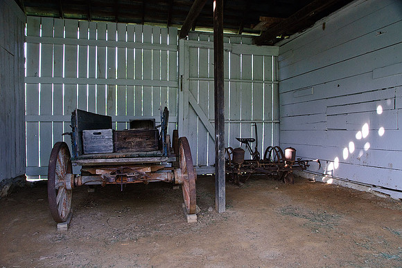 Delaplane, VA