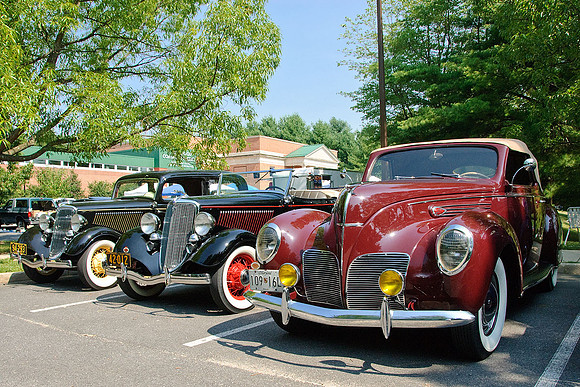 1934 Ford Sedan, 1934 Ford Convertible, and1938 Lincoln Zephyr
