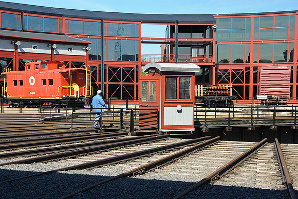 Roundhouse & Turntable