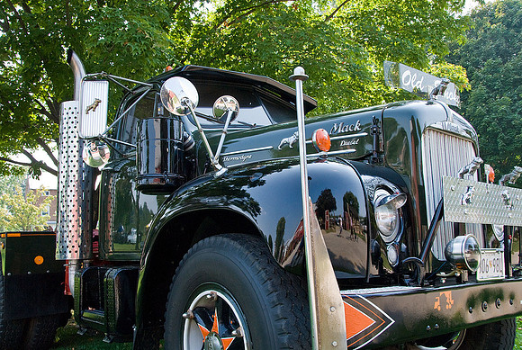 1953 - 1966 Mack Model B