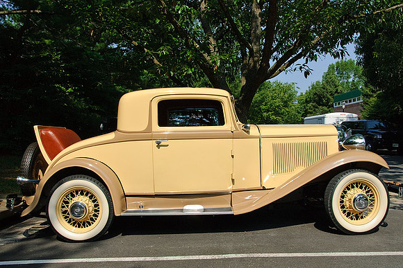 1932 Chrysler Coupe