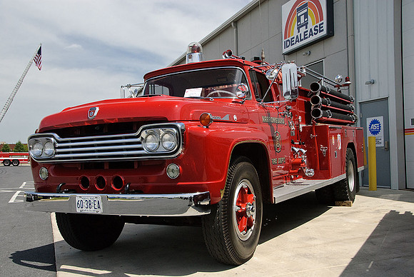 1958 Ford F-800 Pumper