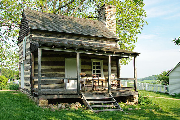Delaplane, VA