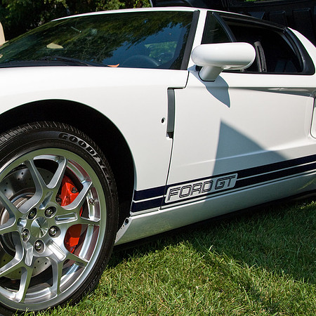 2005 Ford GT