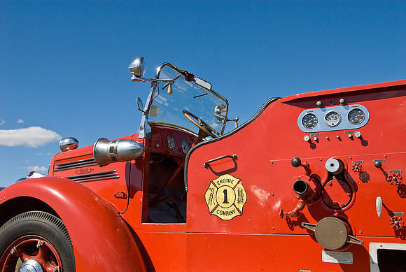 1930s Mack Pumper