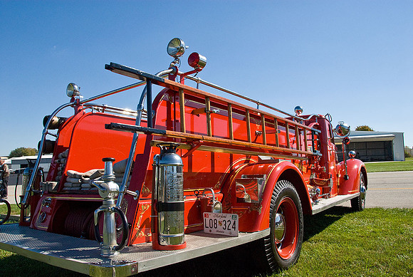 1941 Reo Diamond-T Pumper