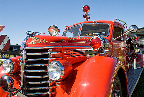 1941 Reo Diamond-T Pumper