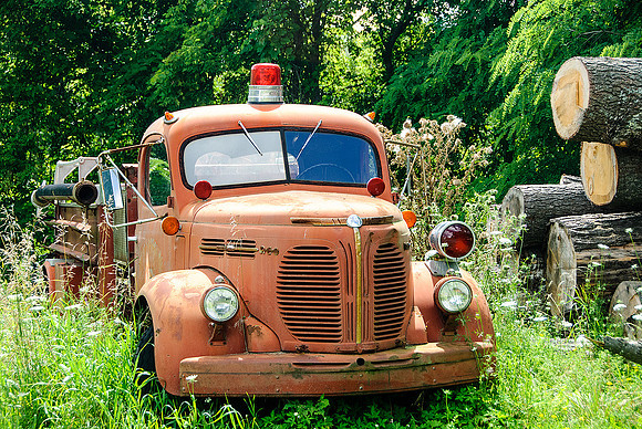 1930s Reo Pumper
